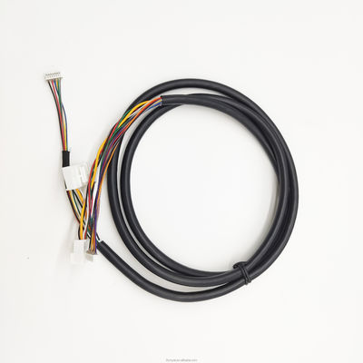 Assemblaggio di imbracature per cavi elettrici personalizzati con connettore multifunzione